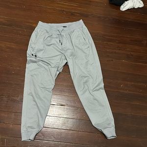 Under Armour gray sweatpants men’s XL